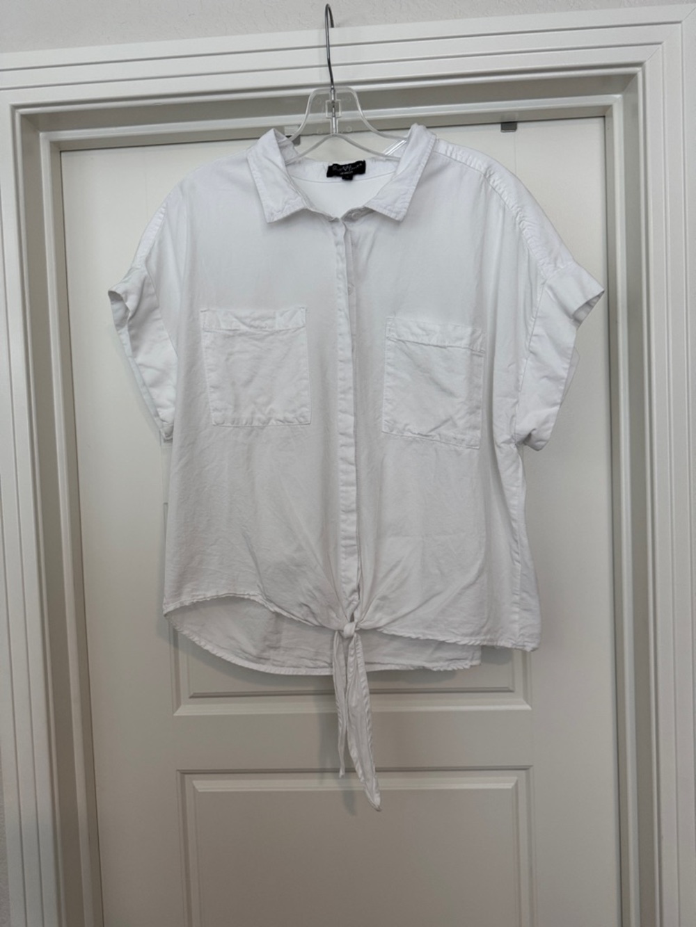 Casual Tie-Front White Shirt - Women